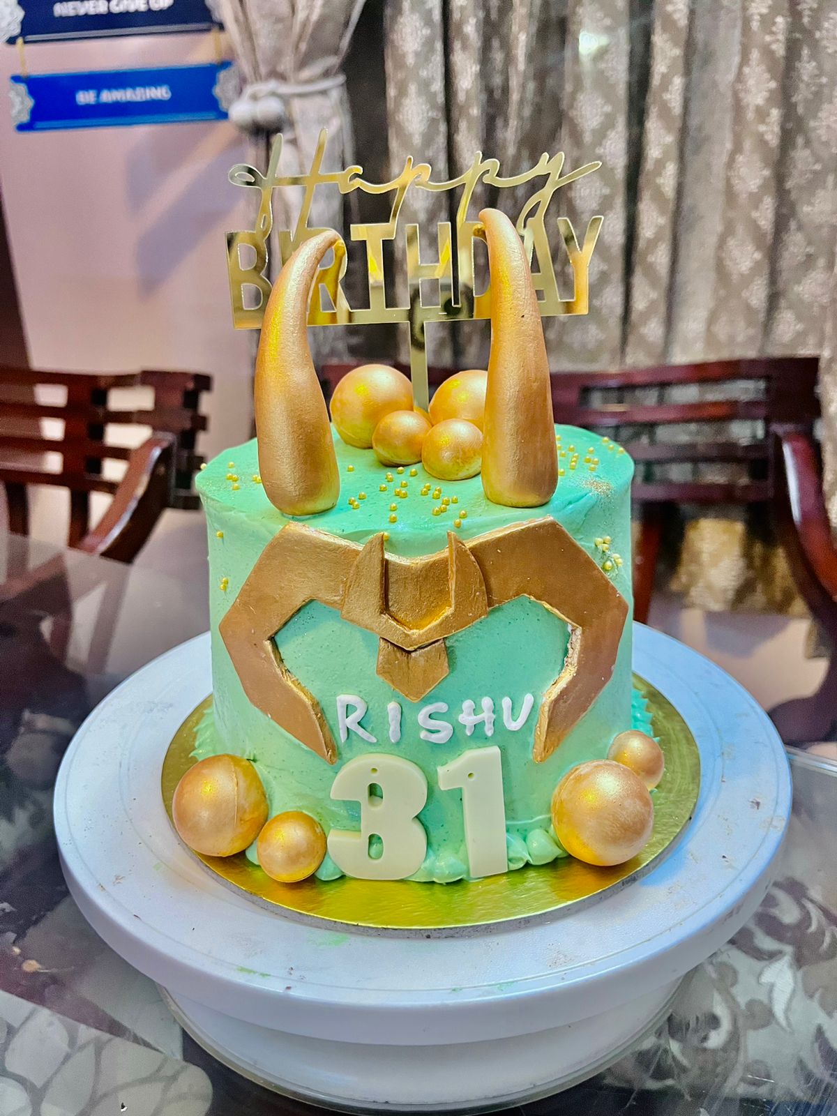 Custom Cake 18